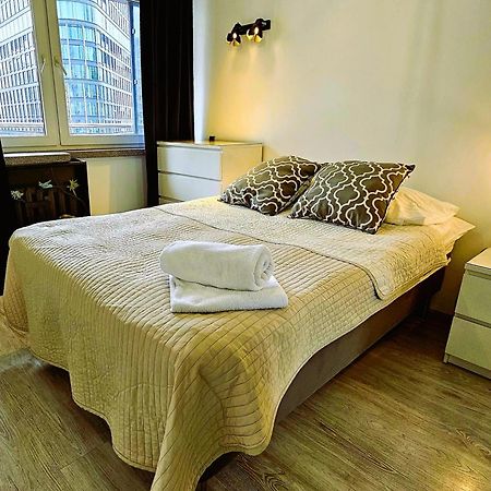 Apartamento Golden View Varsovia Exterior foto