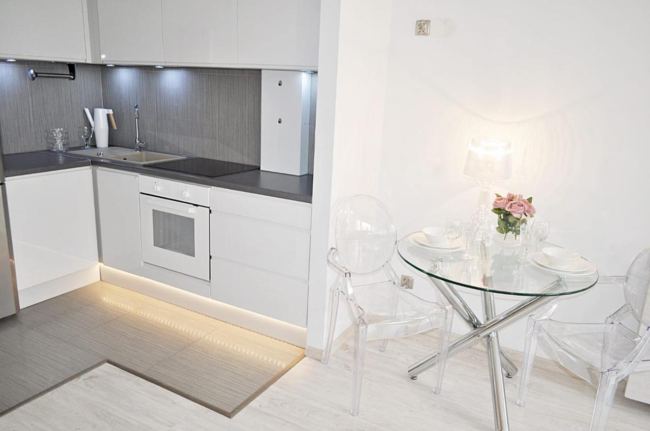 Apartamento Golden View Varsovia Exterior foto